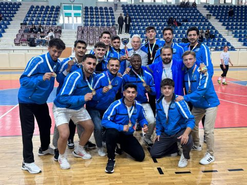 AKÜ Futsal Takımı Namağlup Şampiyon Oldu